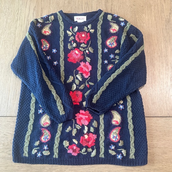 Talbots Knit Crew Neck Sweater Size Large Navy Embroidered Detail - Picture 2 of 6